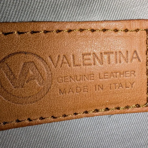Valentina Cream and Tan Crossbody Bag with Textured Finish - Picture 8 of 10